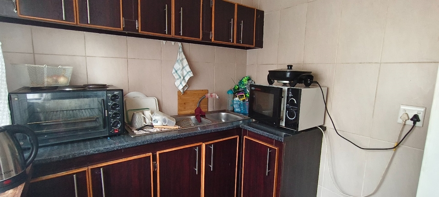 9 Bedroom Property for Sale in Generaal De Wet Free State